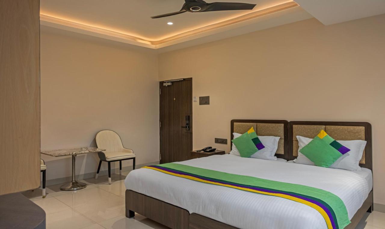 Treebo Su Casa Grand Hotel Visakhapatnam Ngoại thất bức ảnh